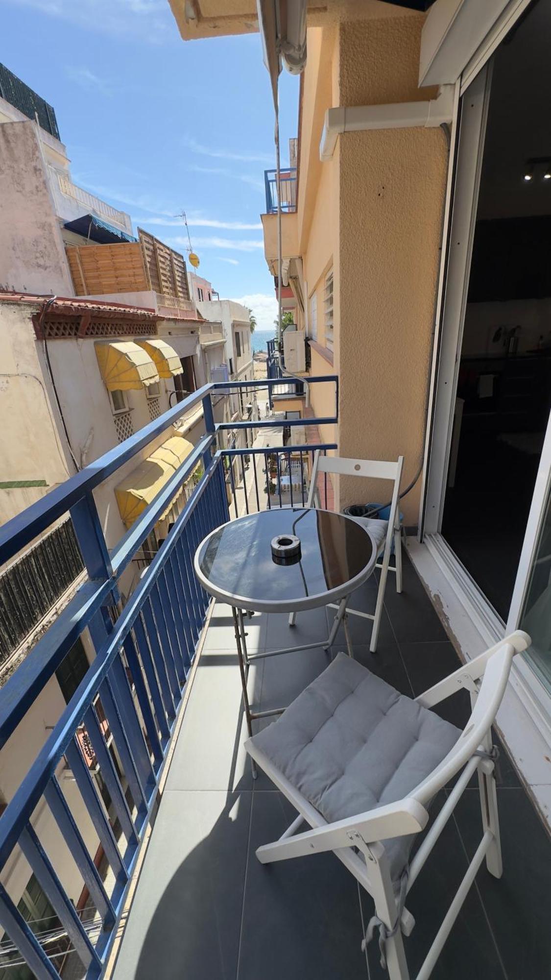 Sunny Flat In Sitges 30 Seconds To Beach, Balcony & Sea Views! المظهر الخارجي الصورة