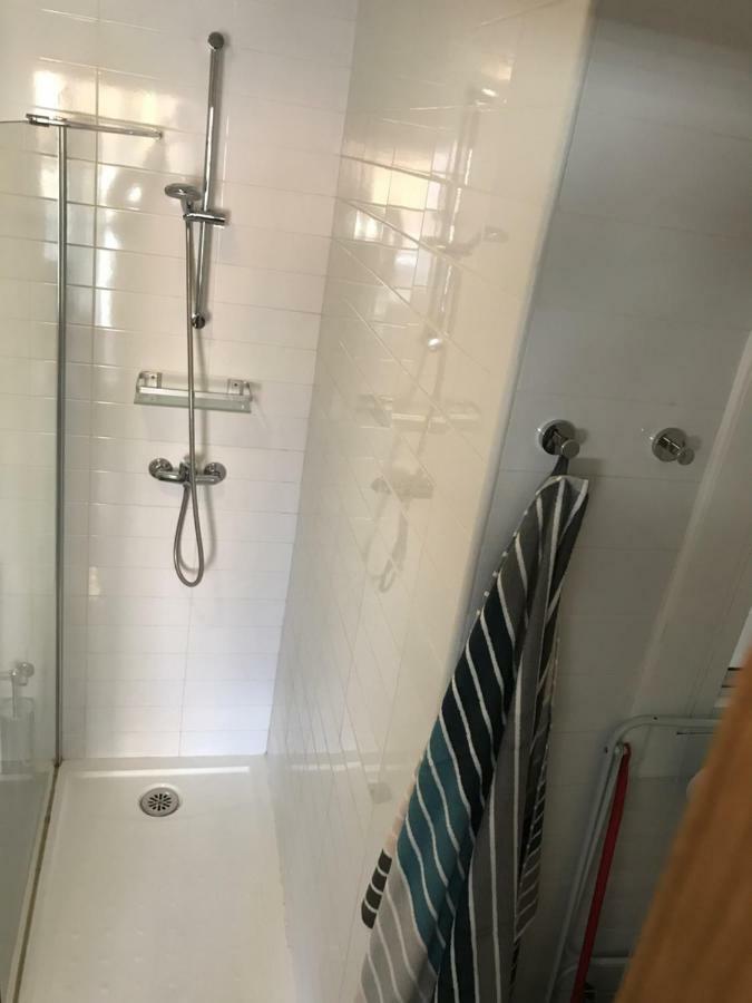 Sunny Flat In Sitges 30 Seconds To Beach, Balcony & Sea Views! المظهر الخارجي الصورة